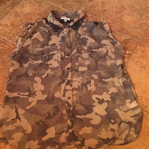 Buffalo Camo Top